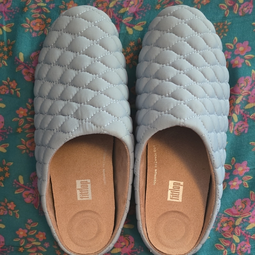 Fitflop Gray Quilted Slippers for Cozy Indoor Comfort